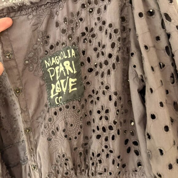 Magnolia Pearl Eyelet Maevry Dress, Ozzy OS - Picture 6 of 8